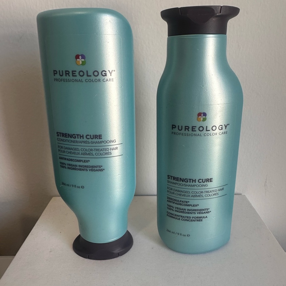Pureology Strength Cure Shampoo & Conditioner Bundle